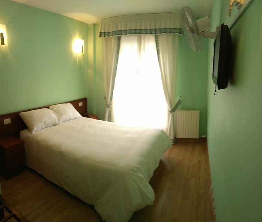 Hotel Vilagarcia Vilagarcía de Arousa Extérieur photo